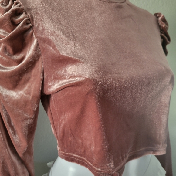 Lot of Shein - Skirt and 4 Tops - Picture 8 of 15